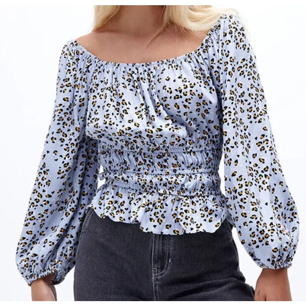 NWT Lost +‎ Wander Blue Leopard Size Medium Women Long Sleeve Square Neck Top